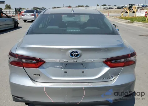 2022 Toyota Camry Le из США, поврежденный, VIN 4T1C31AK0NU589914